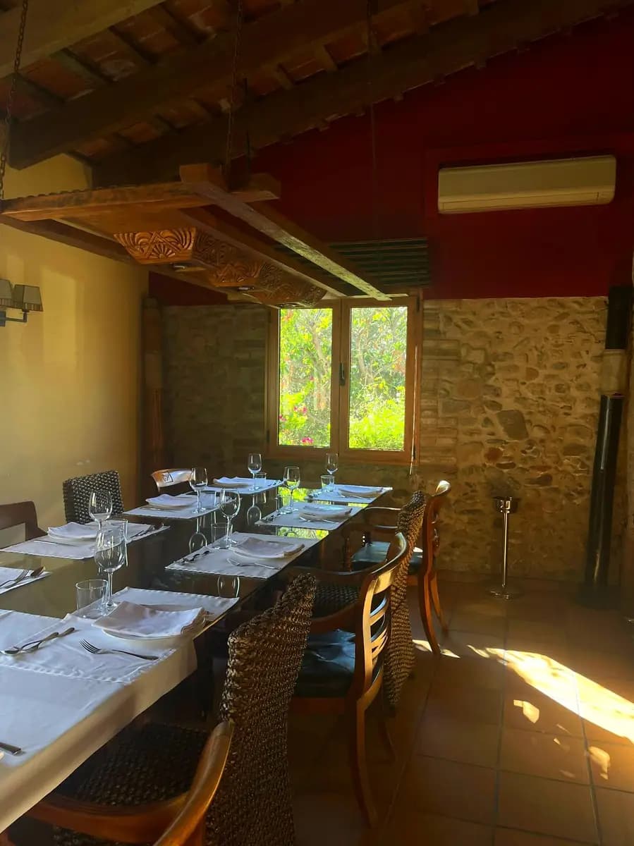 Comedor con luz natural